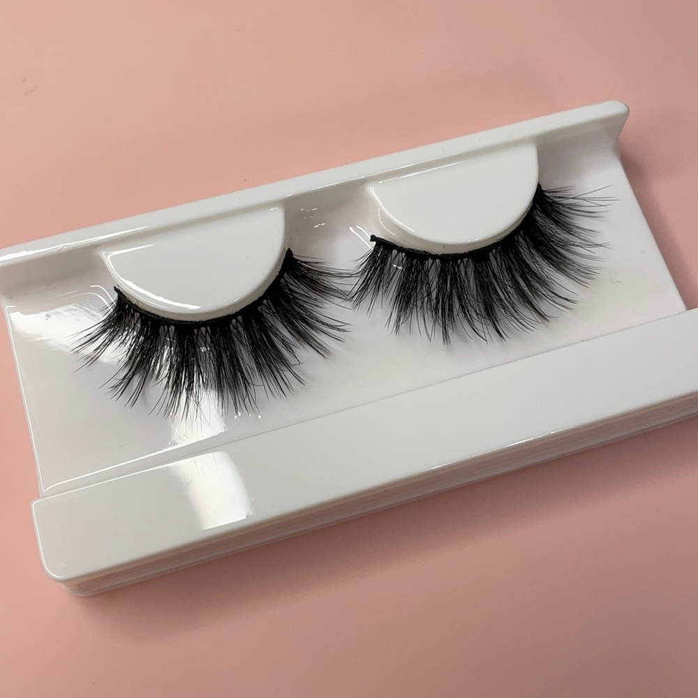 Raquel Lashes